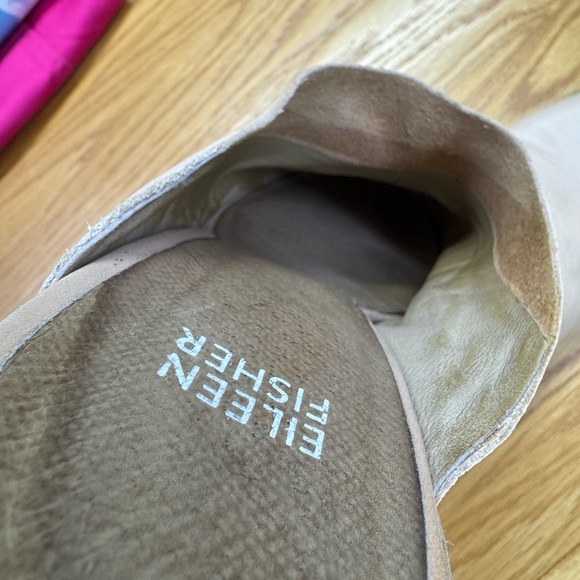 Eileen Fisher Women's Tan Leather Mules - Picture 4 of 5